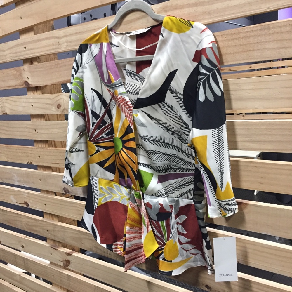 NWT XS Zara Blouse